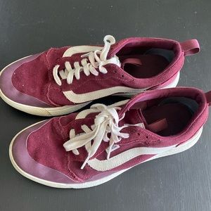 VANS ULTRA RANGE BURGONDY